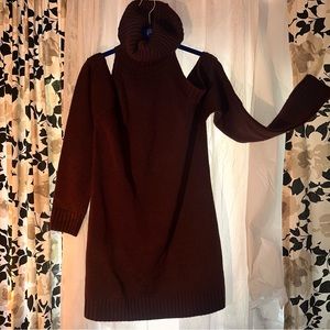 TOBI size L women’s long sleeves sweater dress.